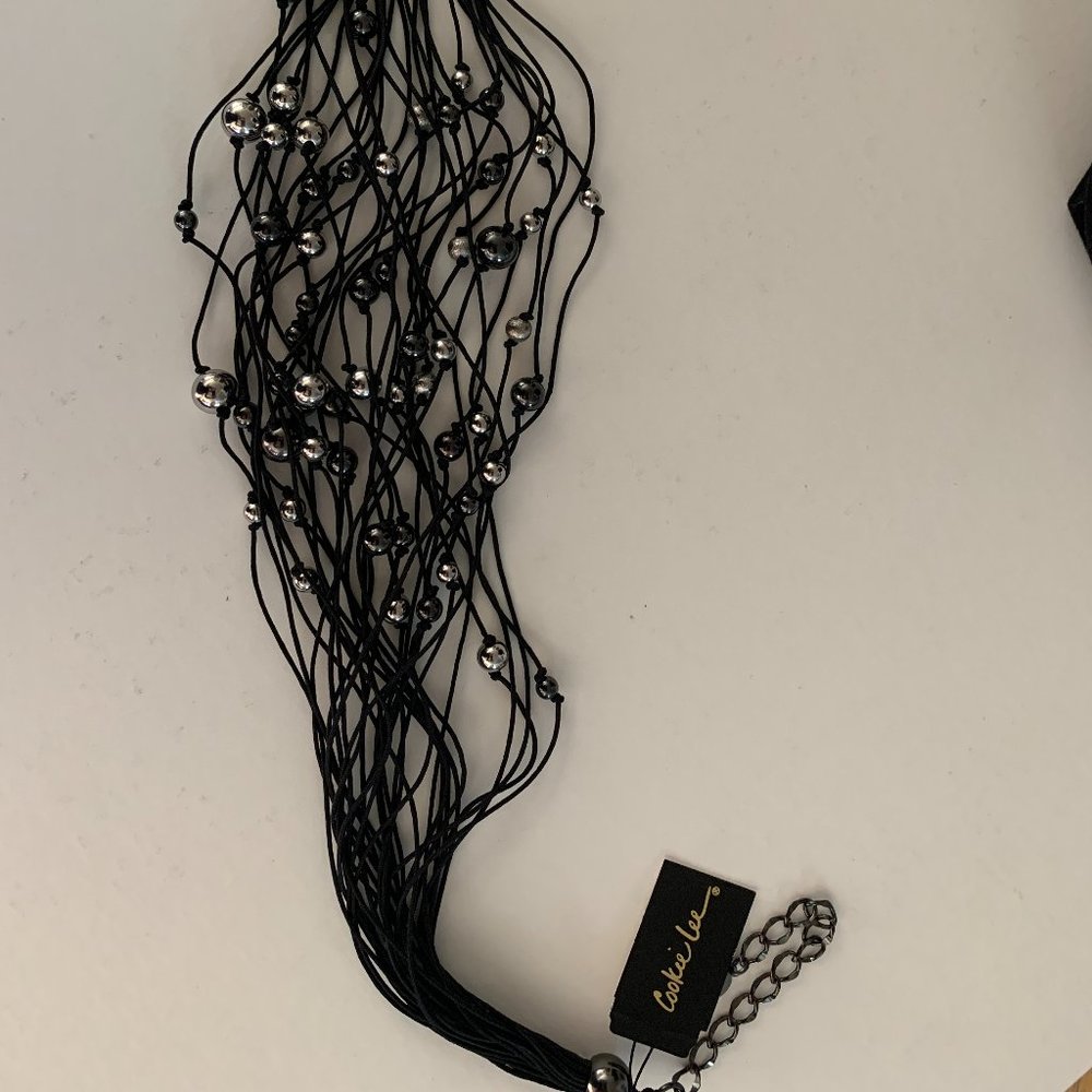 Multi-layered Necklace - Picture 3 of 4